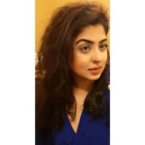 Meet your Posher, Abeera